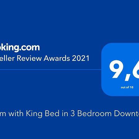 Room With King Bed In Shared 3 Bedroom Downtown Монреаль Экстерьер фото